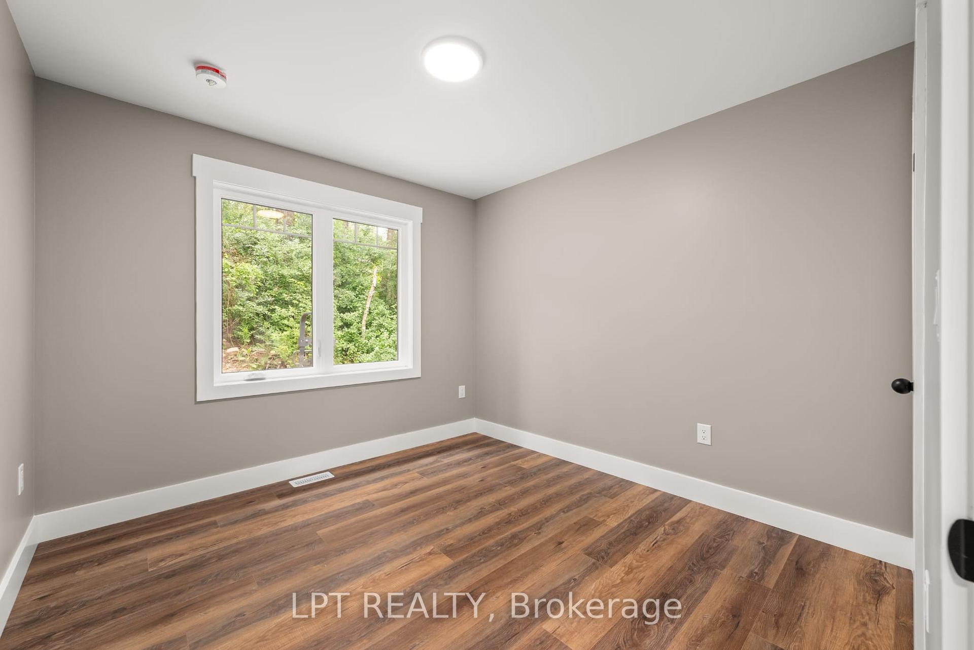 Photo 15 of 29 Pavillion Road, Kawartha Lakes, Verulam — HOMEH