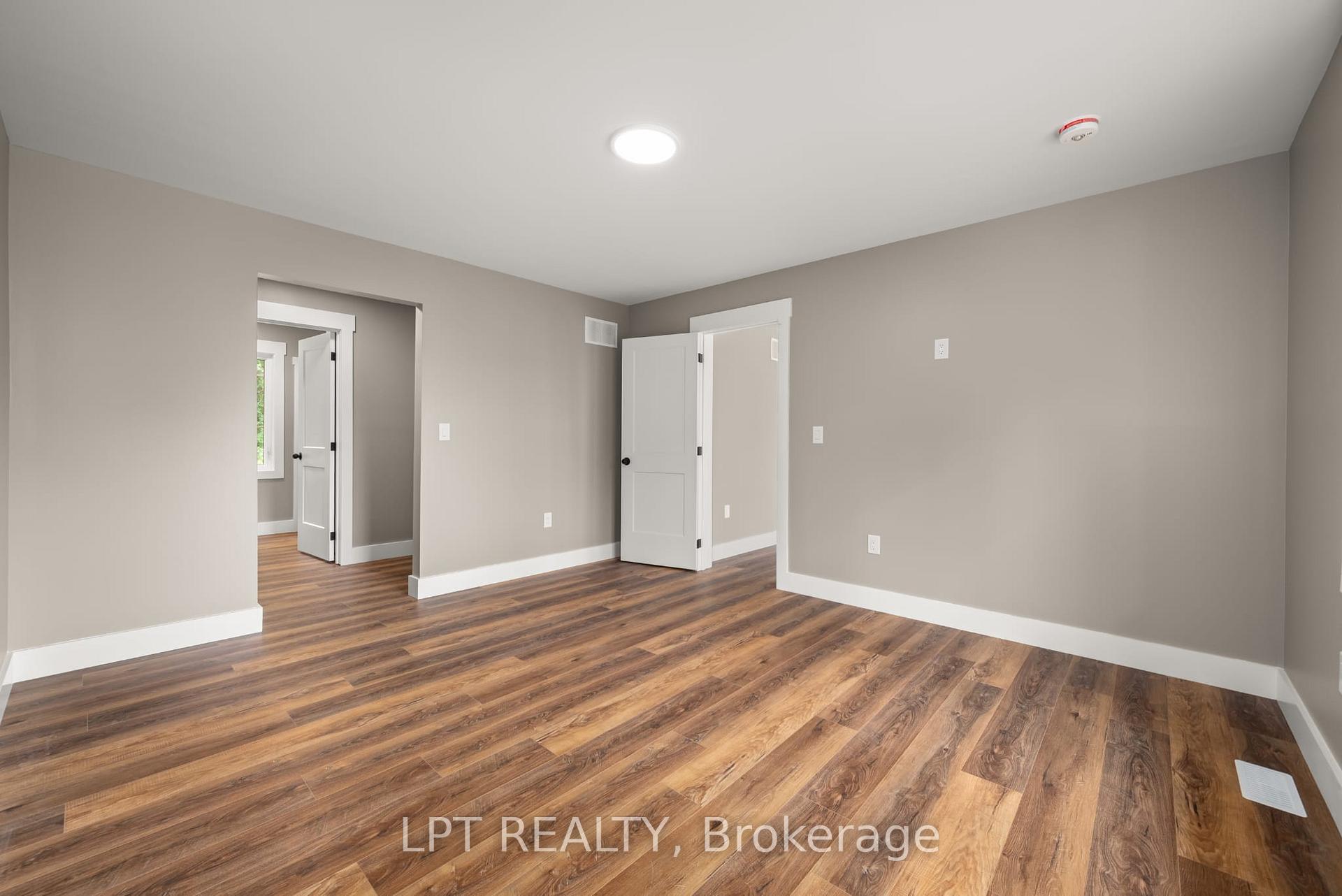 Photo 20 of 29 Pavillion Road, Kawartha Lakes, Verulam — HOMEH