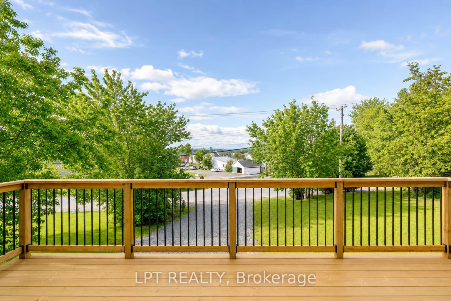 Photo 26 of 29 Pavillion Road, Kawartha Lakes, Verulam — HOMEH
