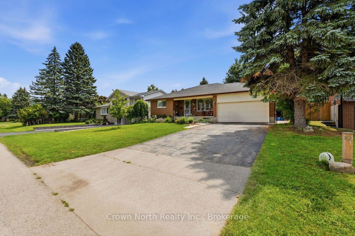 Photo 11 of 127 Carson Drive, Kitchener, Grand River North — HOMEH