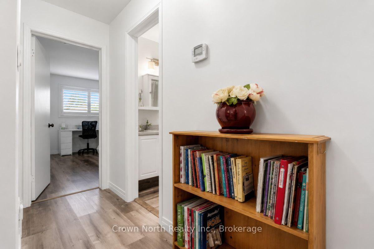 Photo 30 of 127 Carson Drive, Kitchener, Grand River North — HOMEH