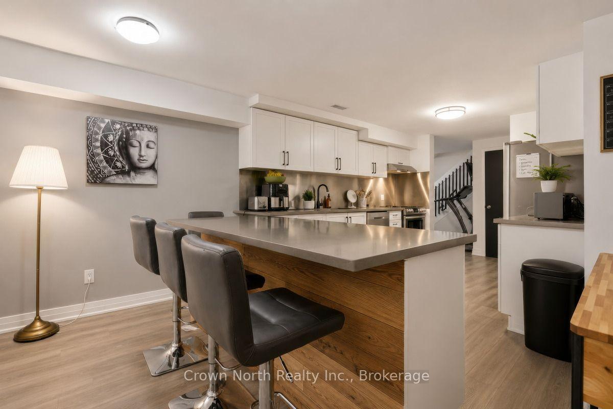 Photo 42 of 127 Carson Drive, Kitchener, Grand River North — HOMEH