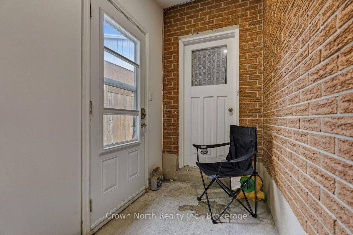 Photo 50 of 127 Carson Drive, Kitchener, Grand River North — HOMEH
