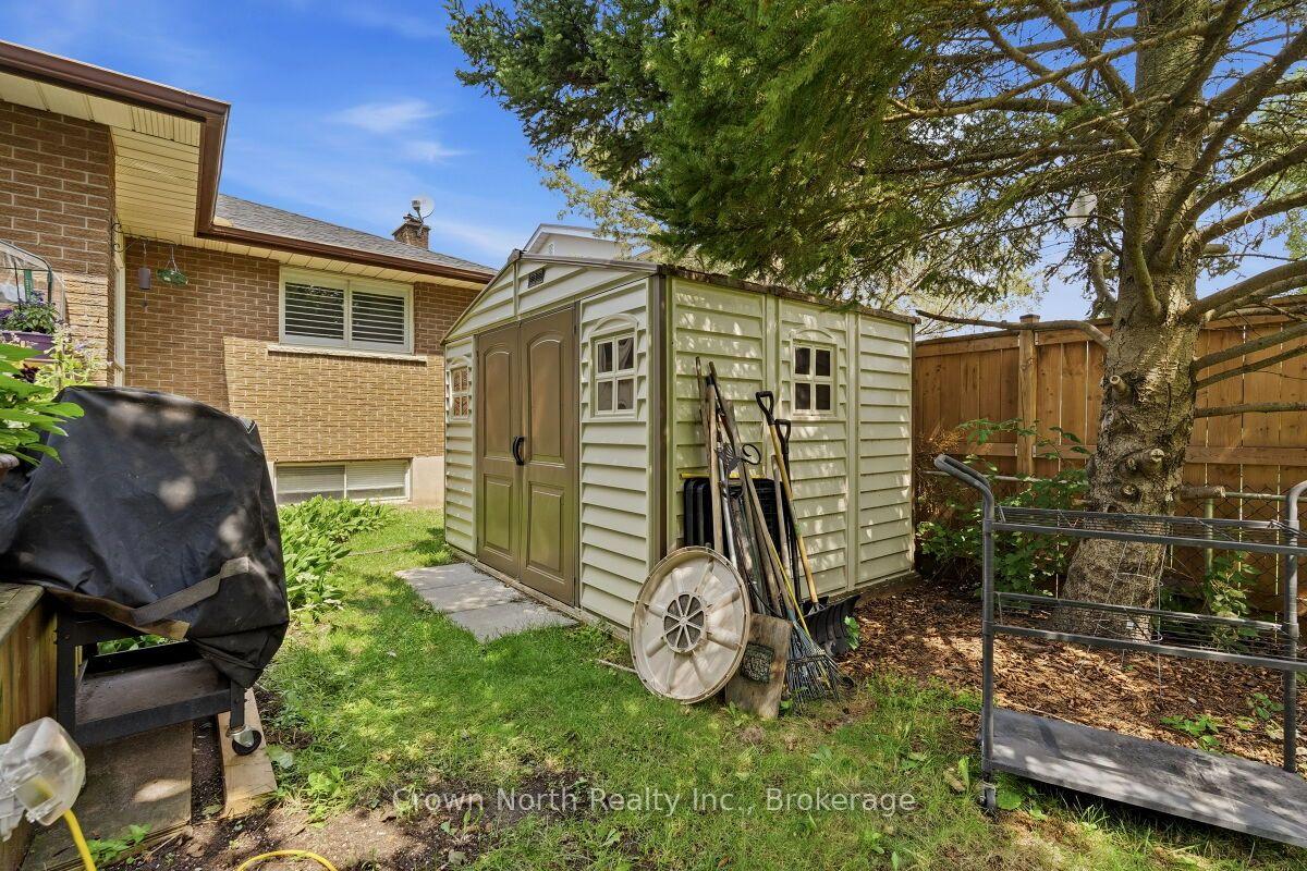 Photo 55 of 127 Carson Drive, Kitchener, Grand River North — HOMEH