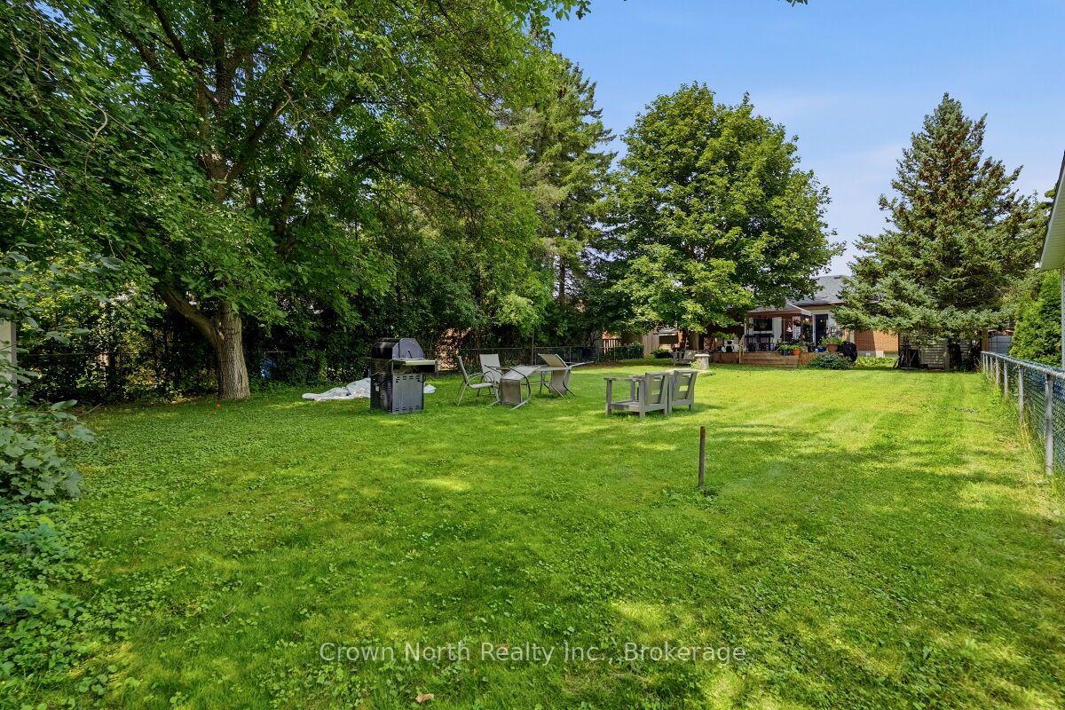 Photo 58 of 127 Carson Drive, Kitchener, Grand River North — HOMEH