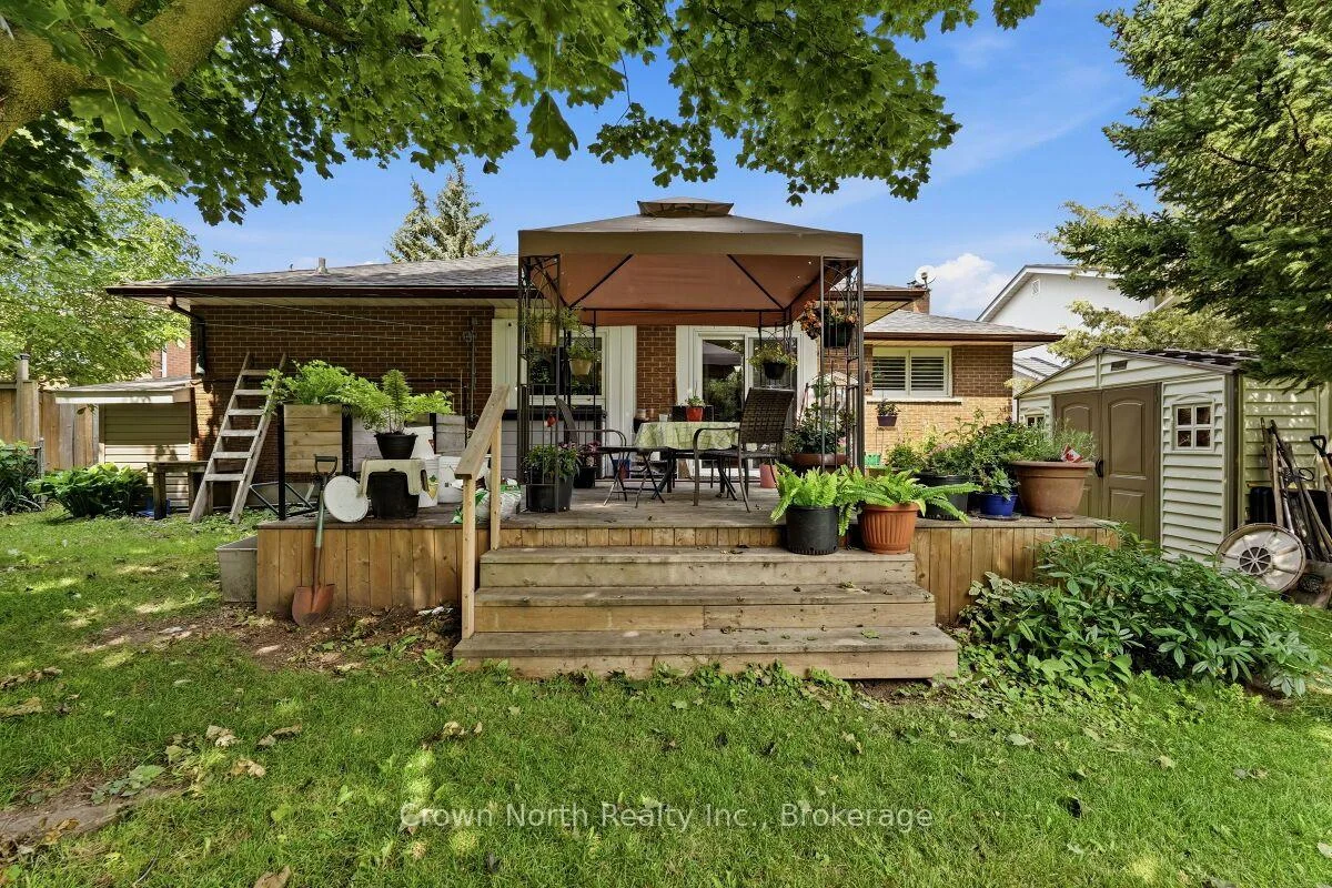 Photo 8 of 127 Carson Drive, Kitchener, Grand River North — HOMEH
