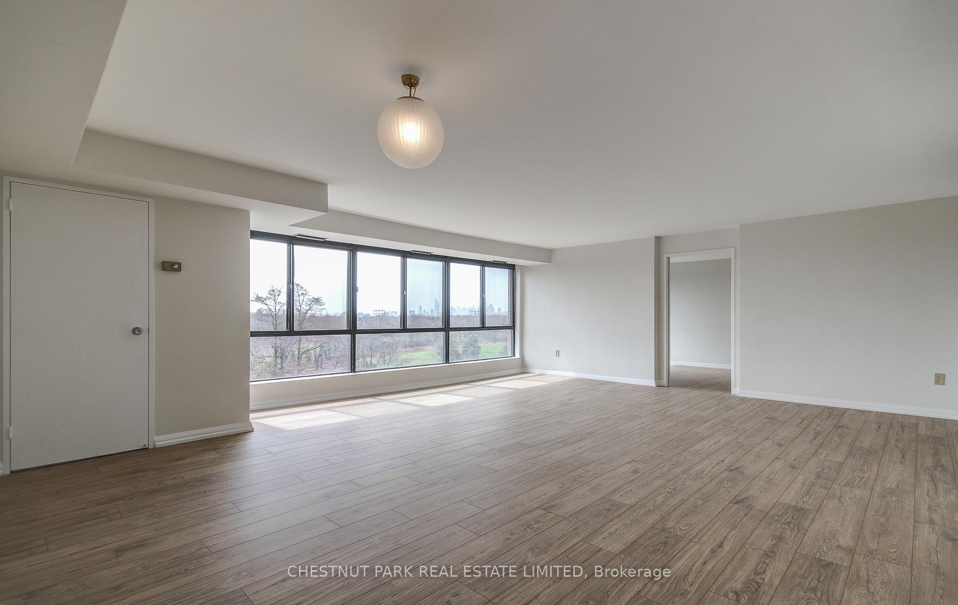 Photo 8 of Unit 812, 1400 Dixie Road, Mississauga, Lakeview — HOMEH