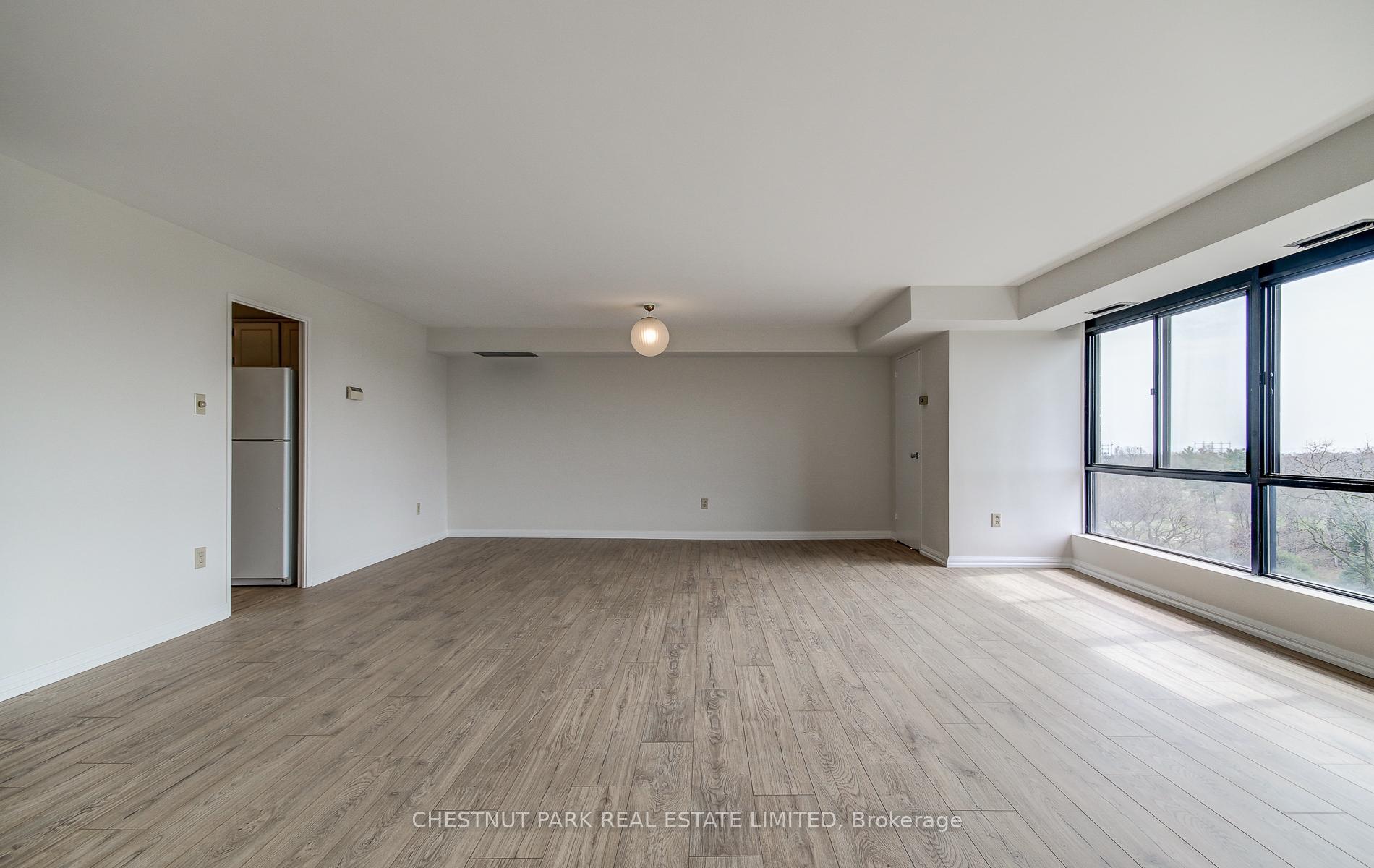 Photo 10 of Unit 812, 1400 Dixie Road, Mississauga, Lakeview — HOMEH