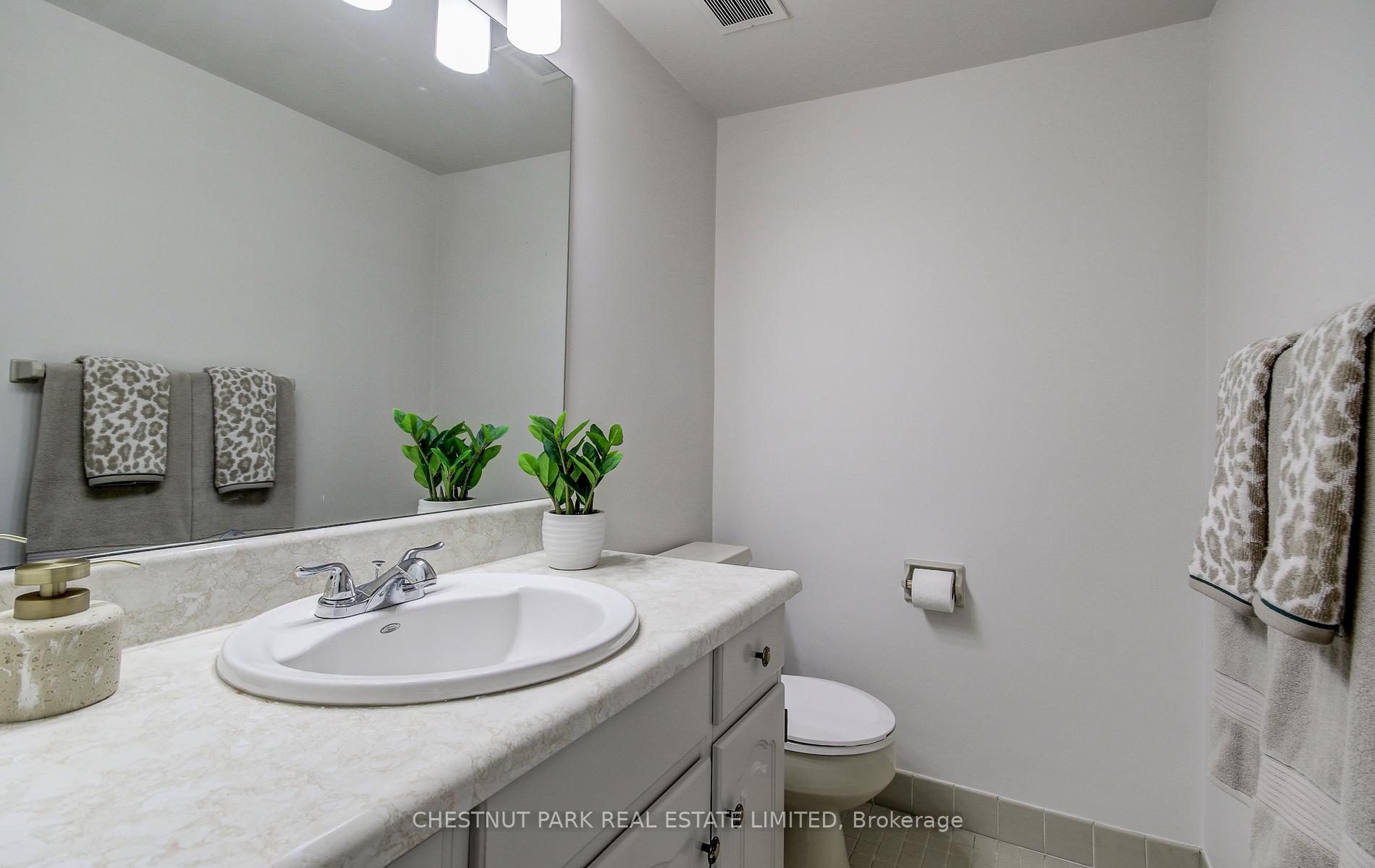 Photo 18 of Unit 812, 1400 Dixie Road, Mississauga, Lakeview — HOMEH