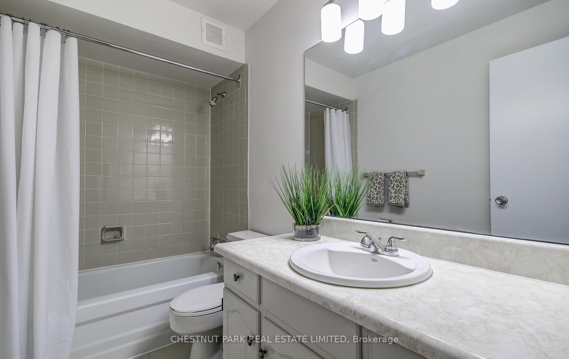 Photo 19 of Unit 812, 1400 Dixie Road, Mississauga, Lakeview — HOMEH