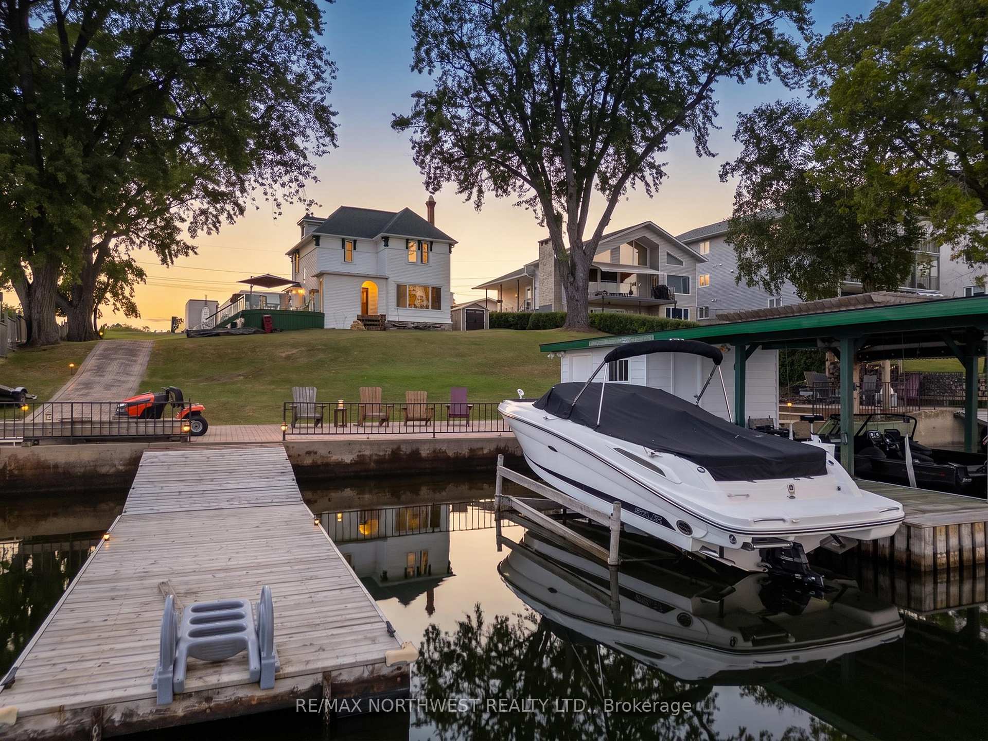 Photo 3 of 3 Sylvan Street, Kenora, Tunnel Island — HOMEH