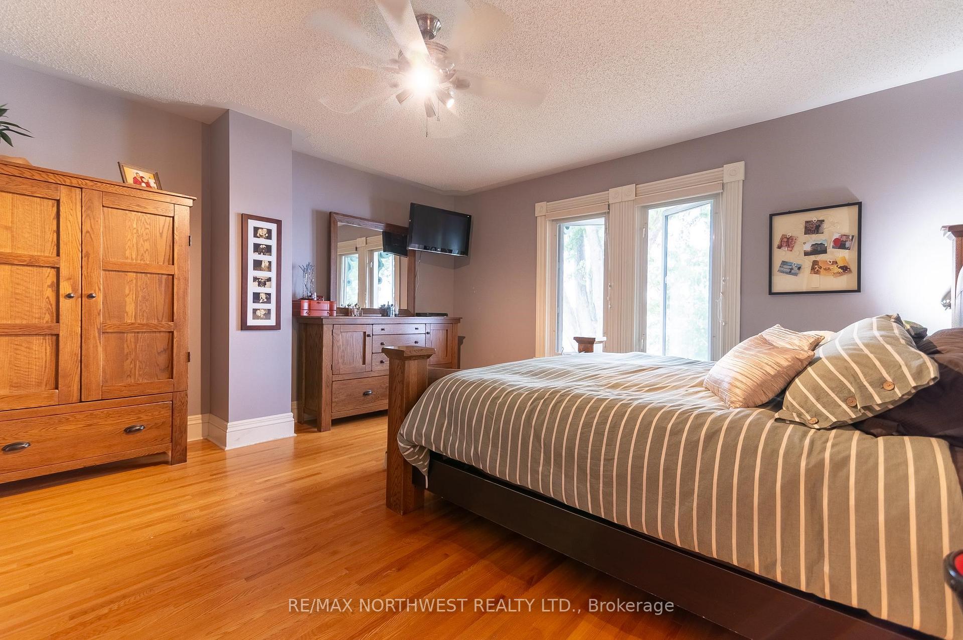 Photo 15 of 3 Sylvan Street, Kenora, Tunnel Island — HOMEH
