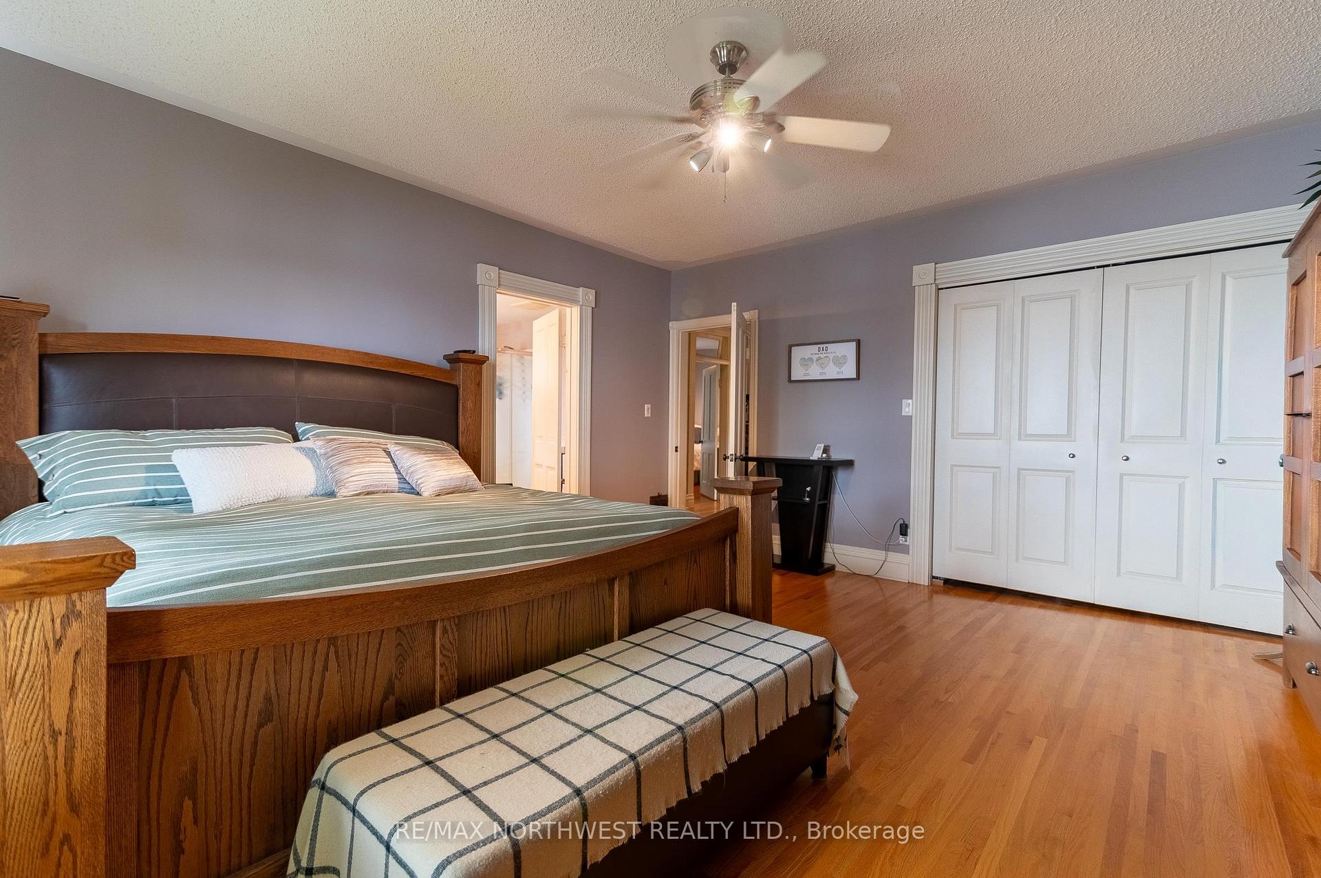 Photo 16 of 3 Sylvan Street, Kenora, Tunnel Island — HOMEH