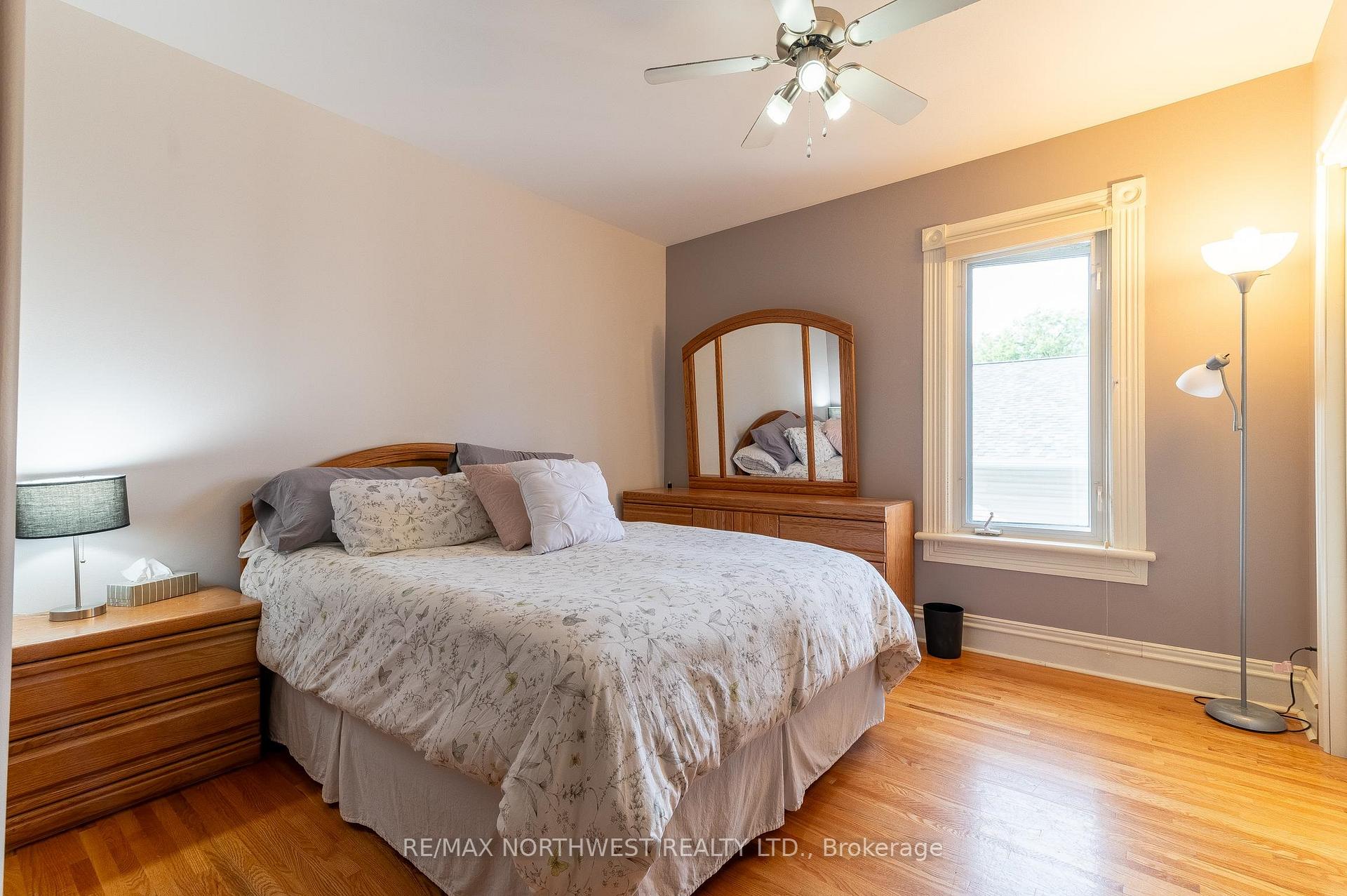 Photo 18 of 3 Sylvan Street, Kenora, Tunnel Island — HOMEH