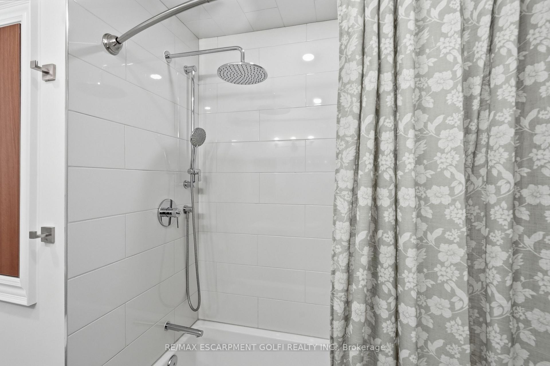 Photo 29 of 4861 Mapleview Crescent, Port Colborne, Sherkston — HOMEH
