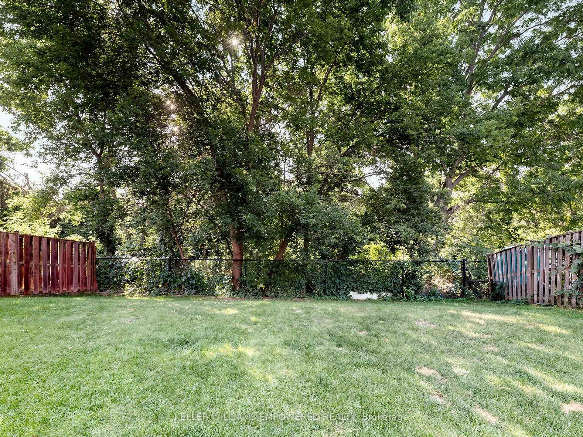 Photo 7 of 135 Buchanan Drive, New Tecumseth, Alliston — HOMEH