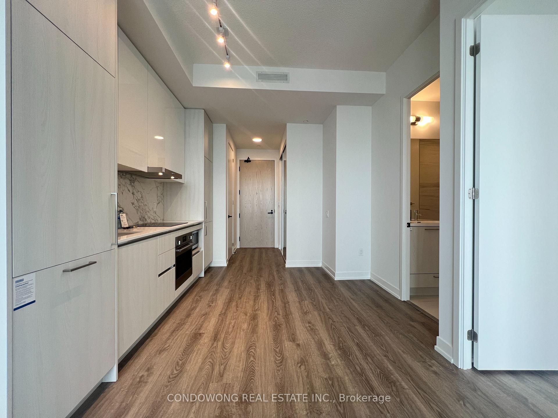 Photo 5 of Unit 5316, 195 Commerce Street, Vaughan, Concord — HOMEH