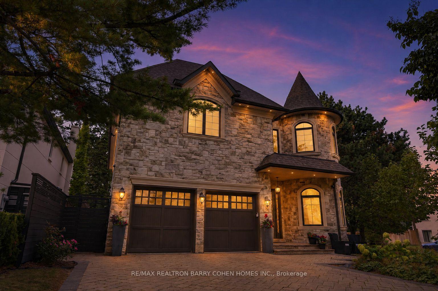 Photo 1 of 100 Munro Boulevard, North York, St. Andrew-Windfields — HOMEH