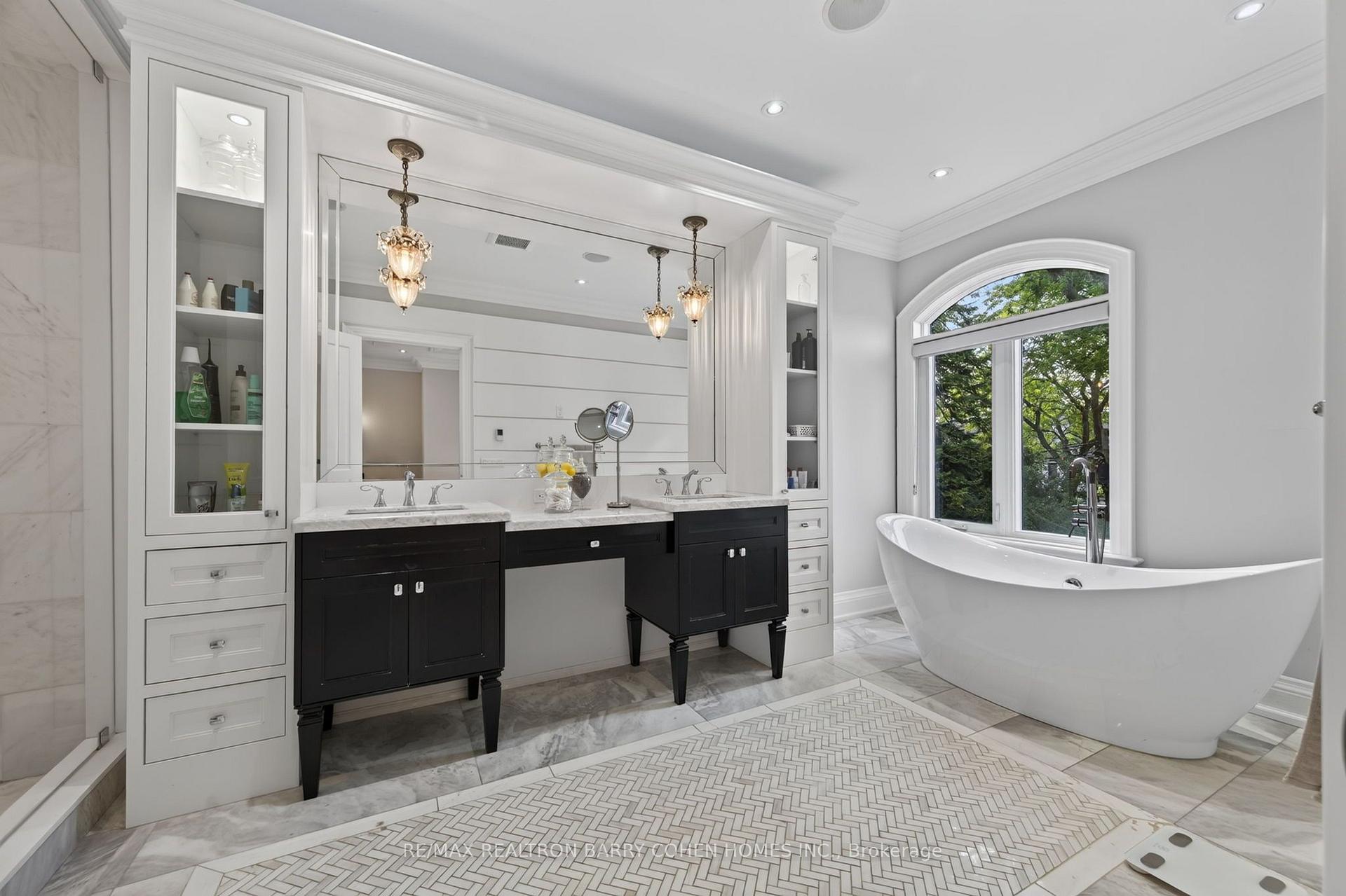 Photo 20 of 100 Munro Boulevard, North York, St. Andrew-Windfields — HOMEH