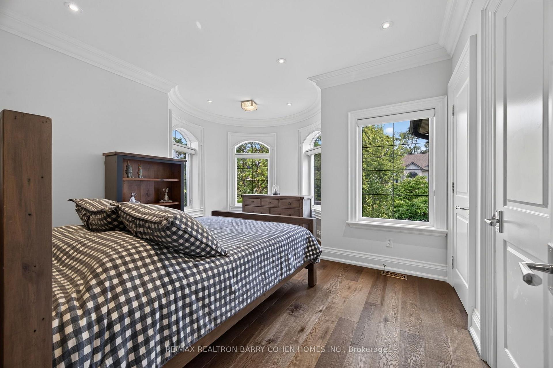 Photo 22 of 100 Munro Boulevard, North York, St. Andrew-Windfields — HOMEH