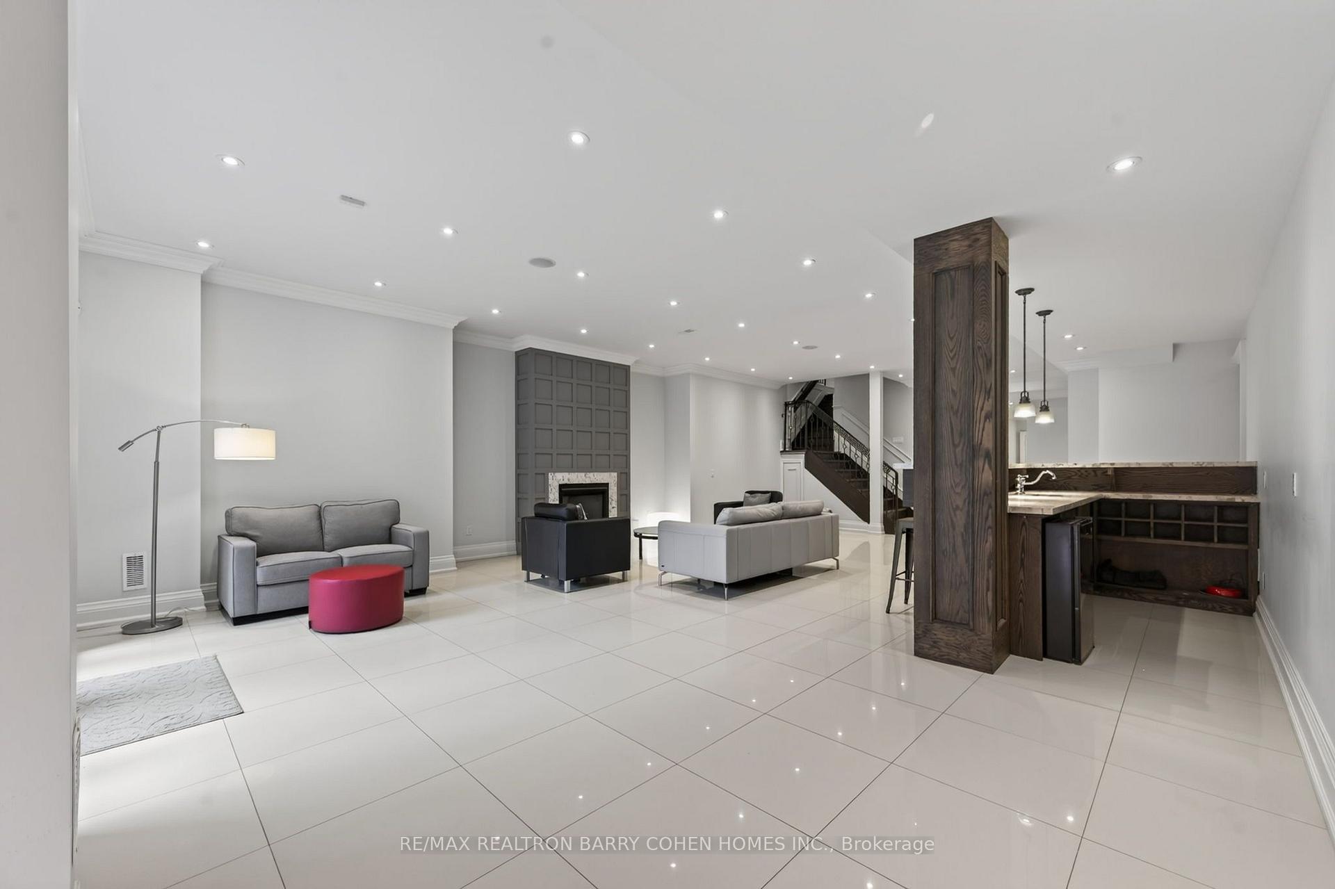 Photo 28 of 100 Munro Boulevard, North York, St. Andrew-Windfields — HOMEH