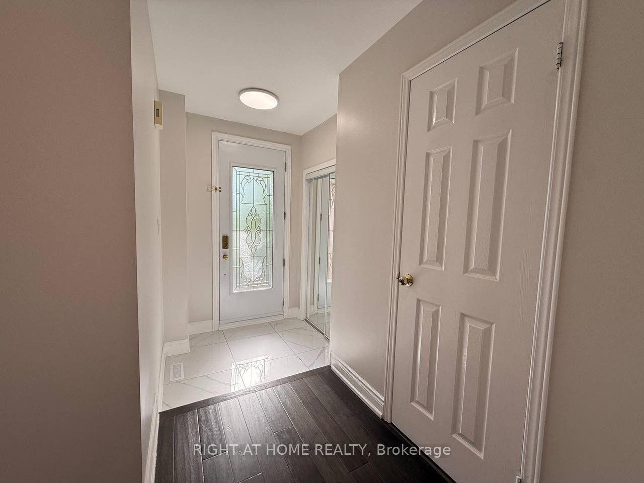 Photo 16 of Unit Upper, 746 Walpole Crescent, Newmarket, Stonehaven-Wyndham — HOMEH