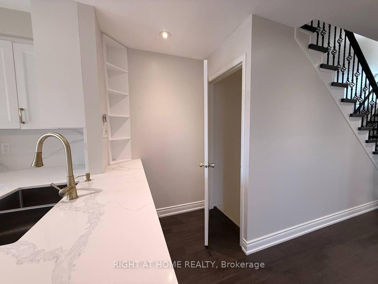 Photo 47 of Unit Upper, 746 Walpole Crescent, Newmarket, Stonehaven-Wyndham — HOMEH