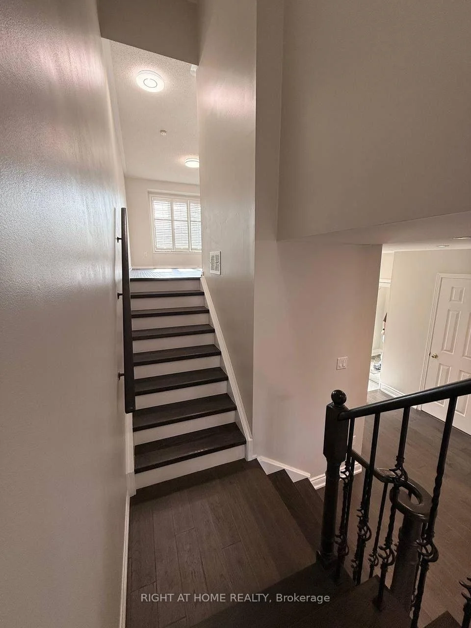 Photo 31 of Unit Upper, 746 Walpole Crescent, Newmarket, Stonehaven-Wyndham — HOMEH