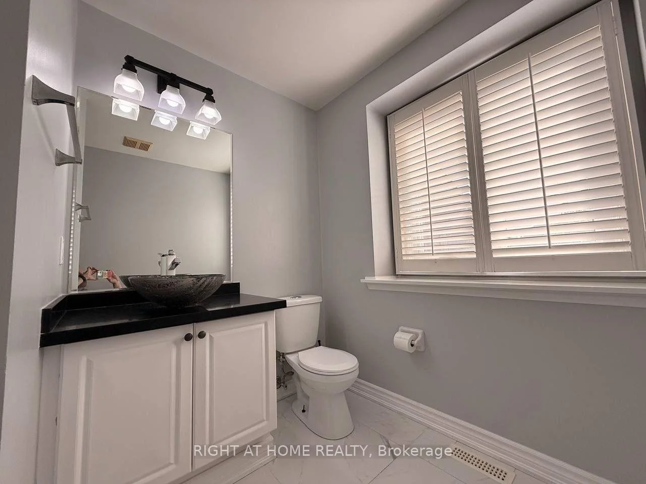 Photo 44 of Unit Upper, 746 Walpole Crescent, Newmarket, Stonehaven-Wyndham — HOMEH