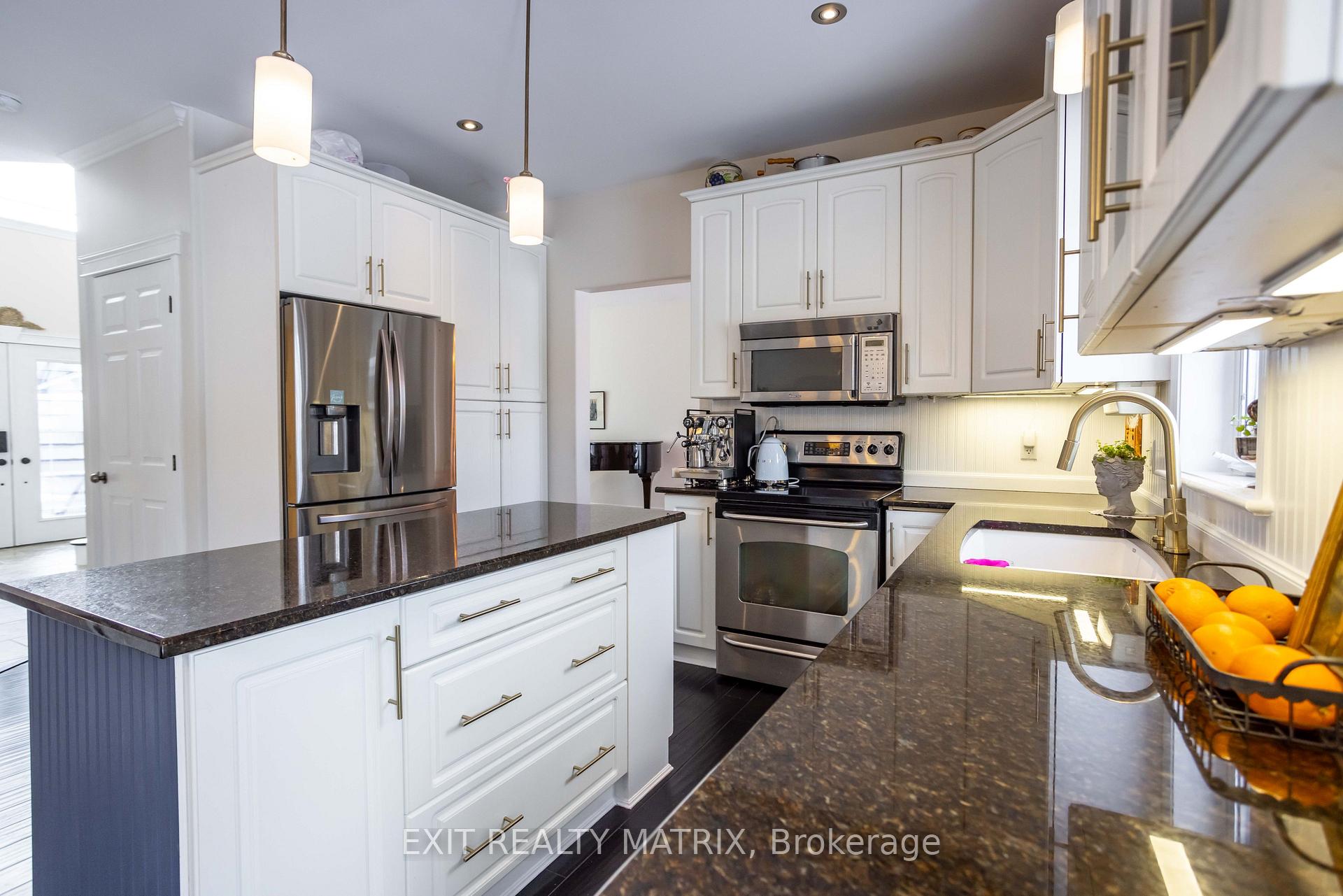 Photo 13 of 48 De La Rive Drive, Russell, Embrun — HOMEH