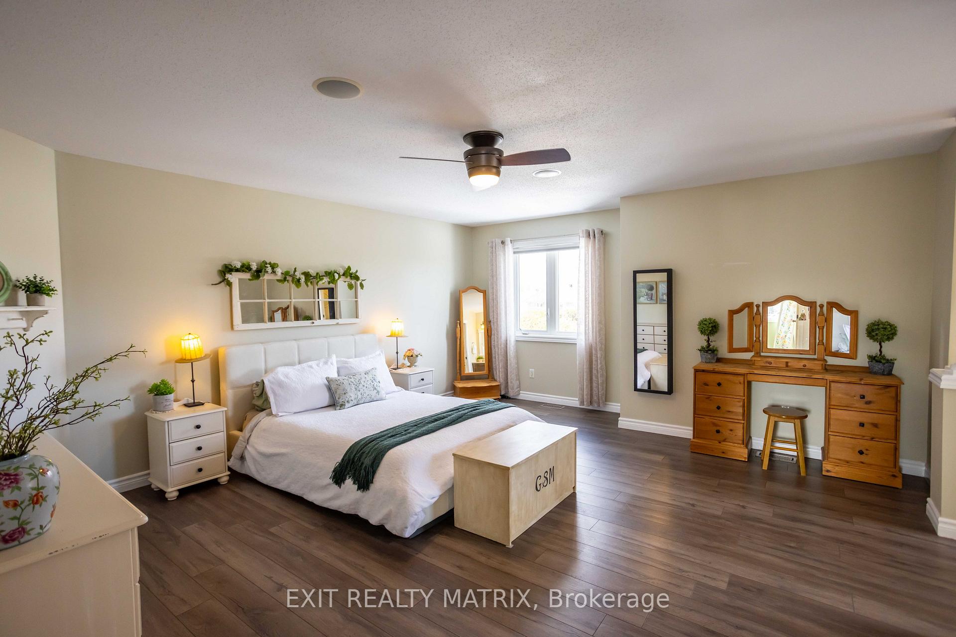 Photo 21 of 48 De La Rive Drive, Russell, Embrun — HOMEH