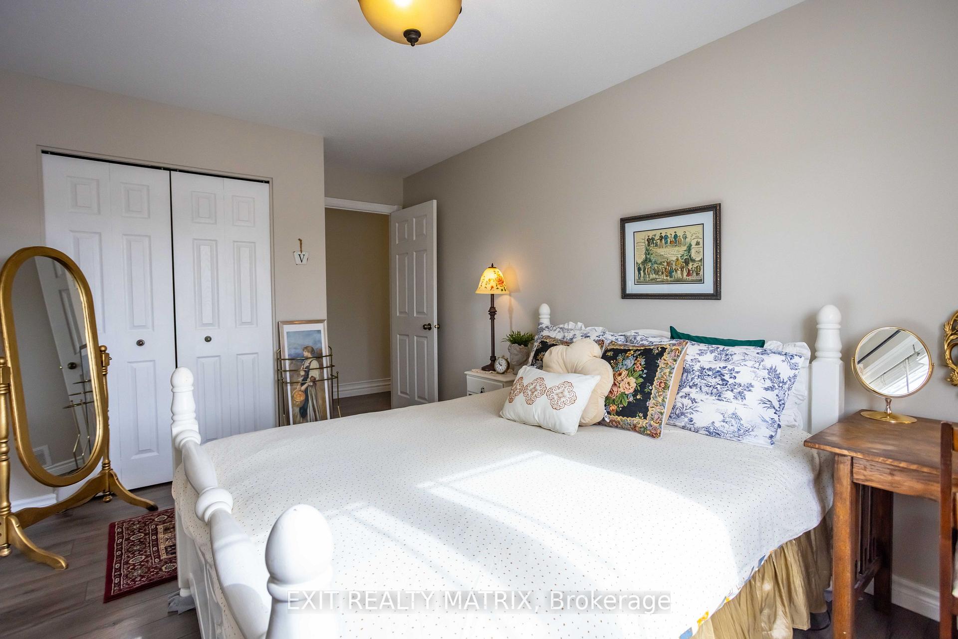 Photo 27 of 48 De La Rive Drive, Russell, Embrun — HOMEH