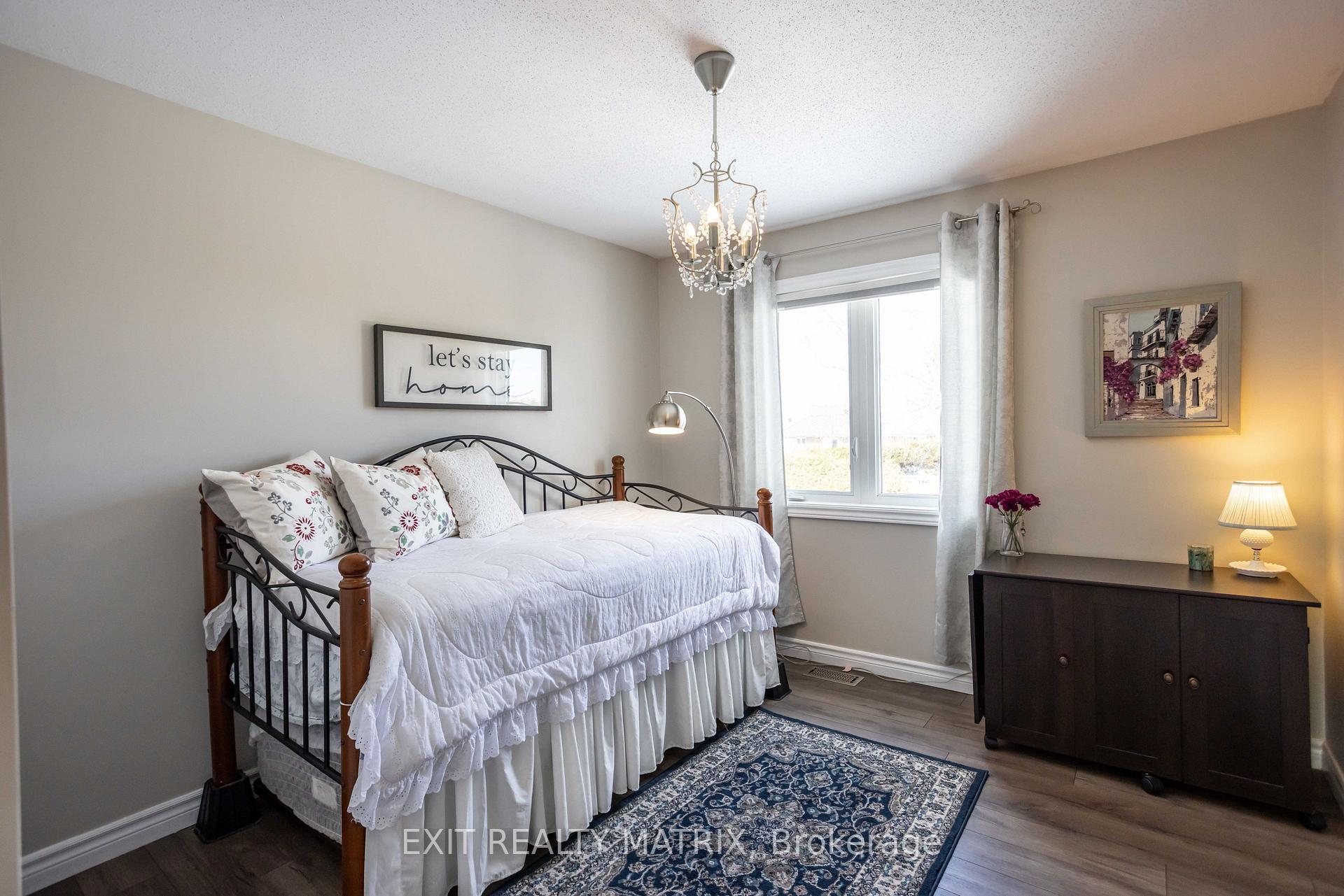 Photo 30 of 48 De La Rive Drive, Russell, Embrun — HOMEH