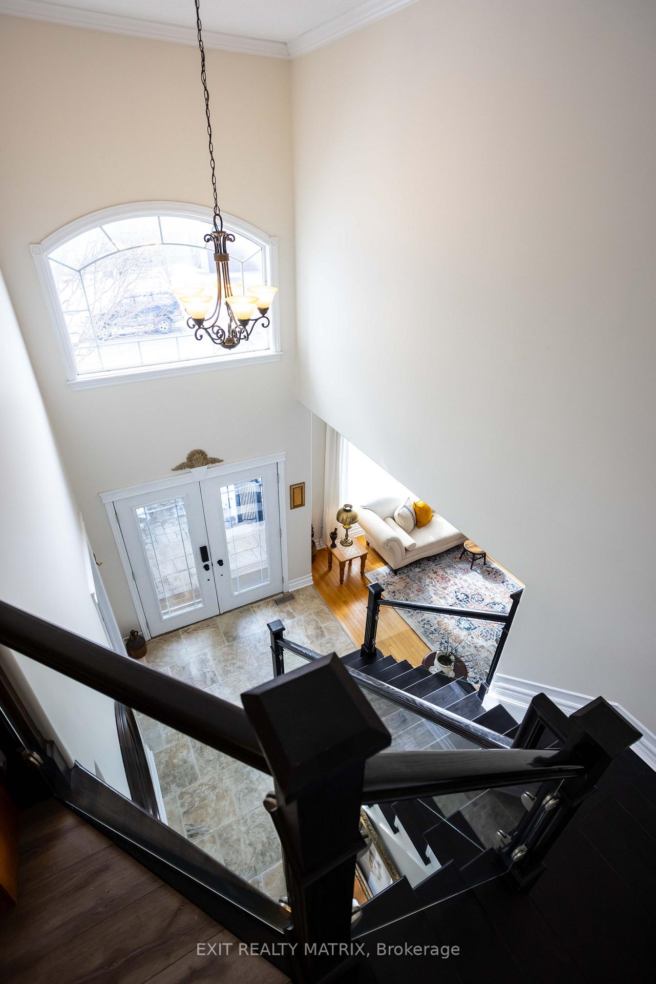 Photo 33 of 48 De La Rive Drive, Russell, Embrun — HOMEH