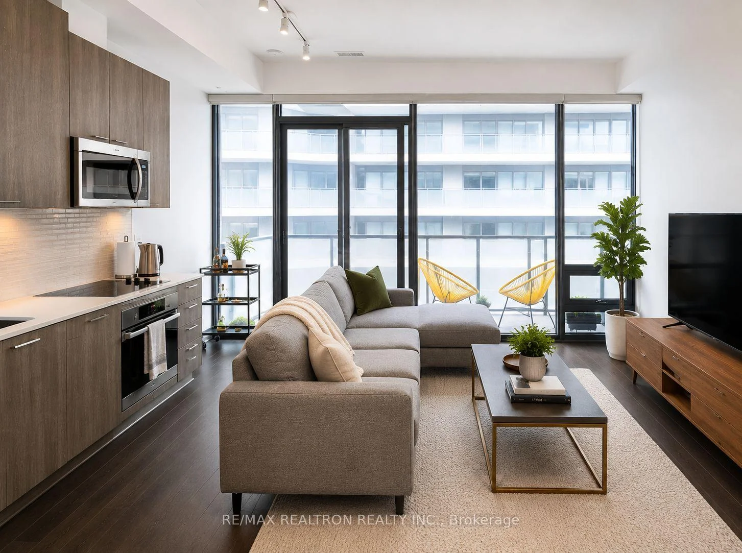 Photo 6 of Unit 4904, 50 Charles Street E, Toronto, Church-Yonge Corridor — HOMEH
