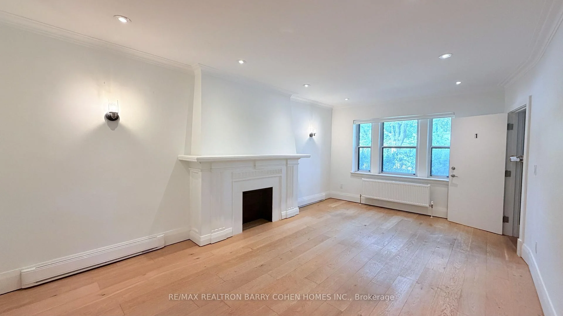 Photo 9 of Unit 1, 107 Chatsworth Drive, Toronto, Lawrence Park South — HOMEH