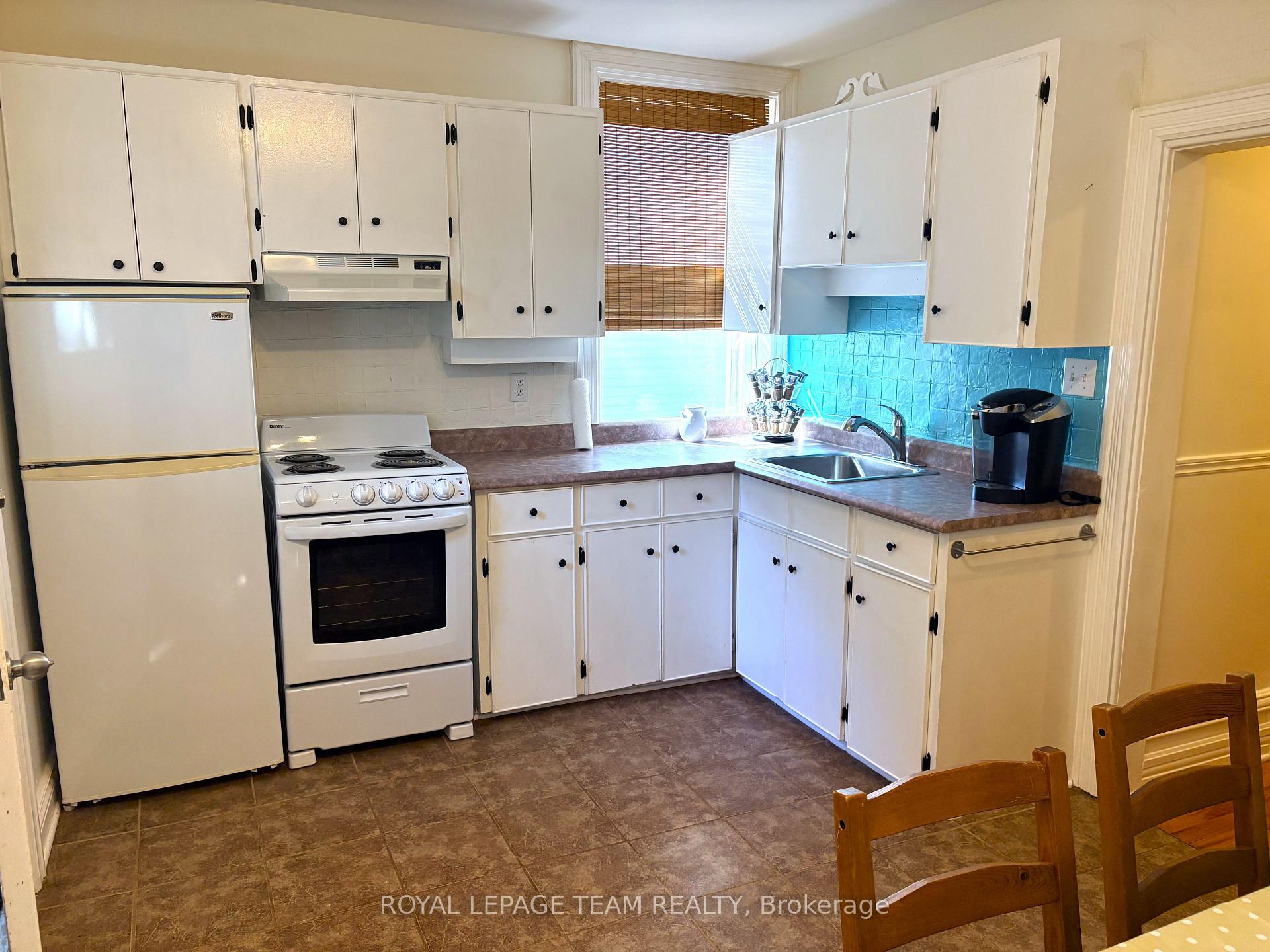 Photo 6 of Unit 1-Main level, 17 Adelaide Street, Ottawa, Glebe — HOMEH