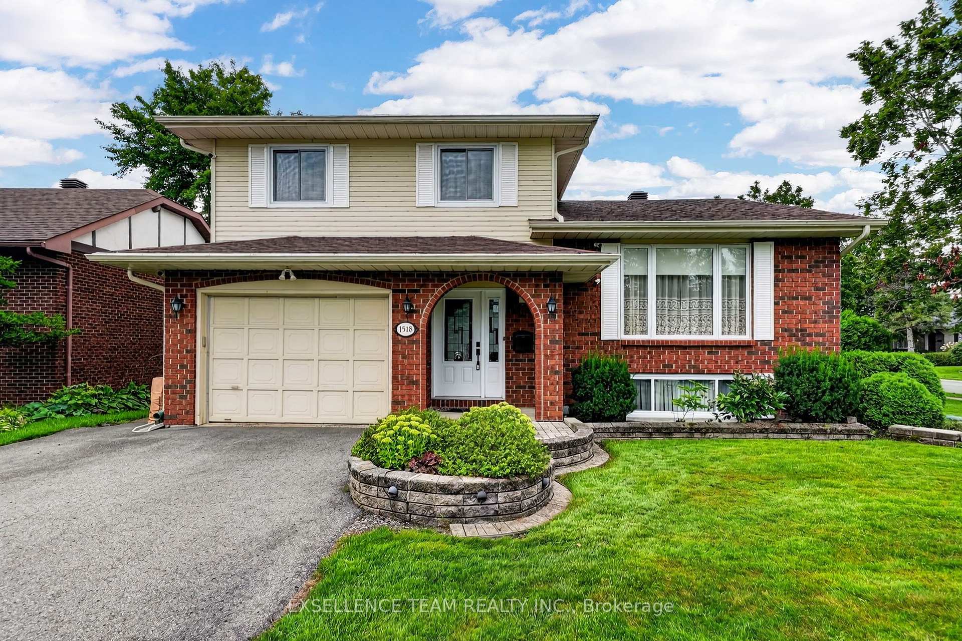 Photo 1 of 1518 Blakely Drive, Cornwall, Cornwall — HOMEH