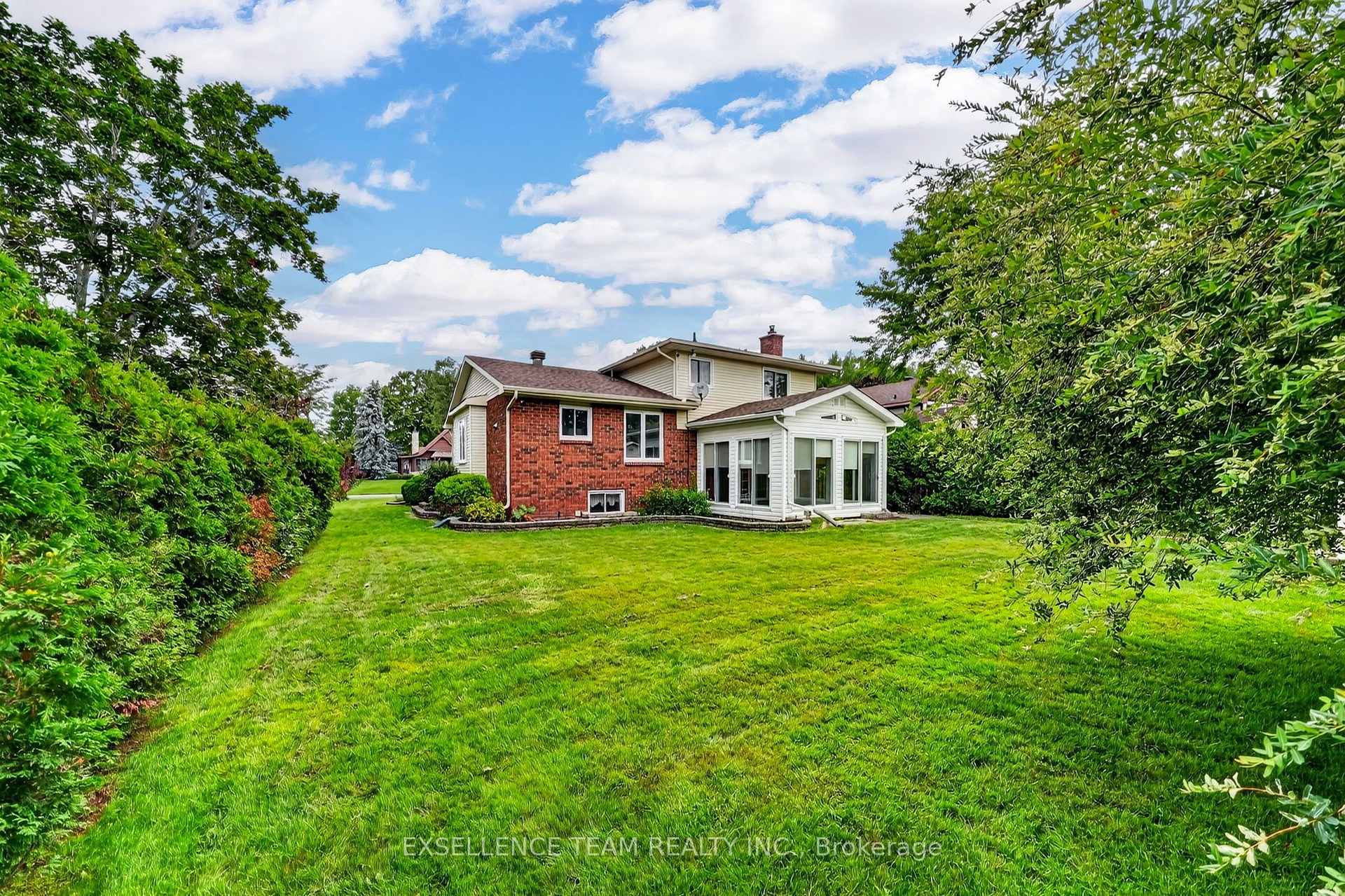 Photo 37 of 1518 Blakely Drive, Cornwall, Cornwall — HOMEH