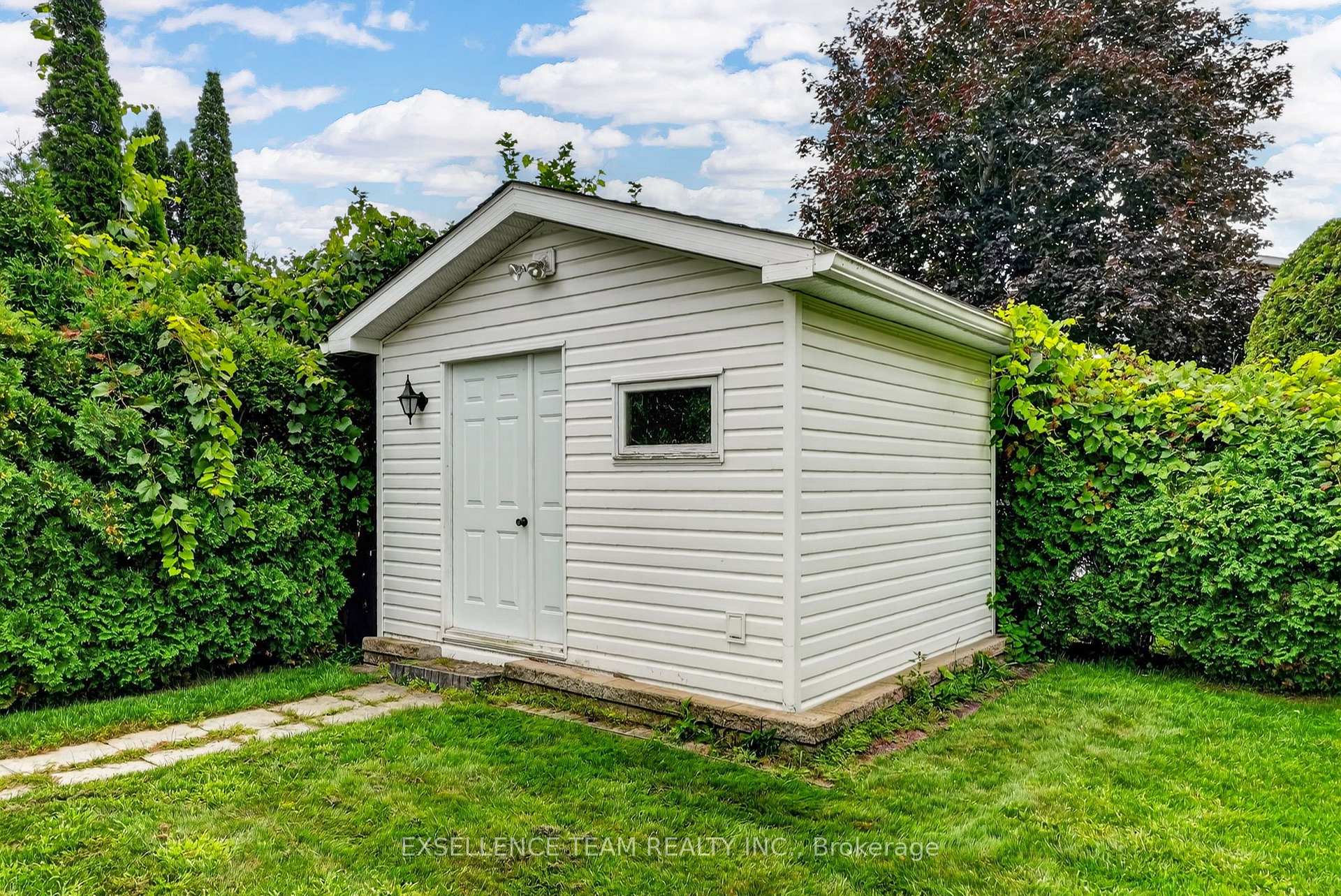 Photo 39 of 1518 Blakely Drive, Cornwall, Cornwall — HOMEH