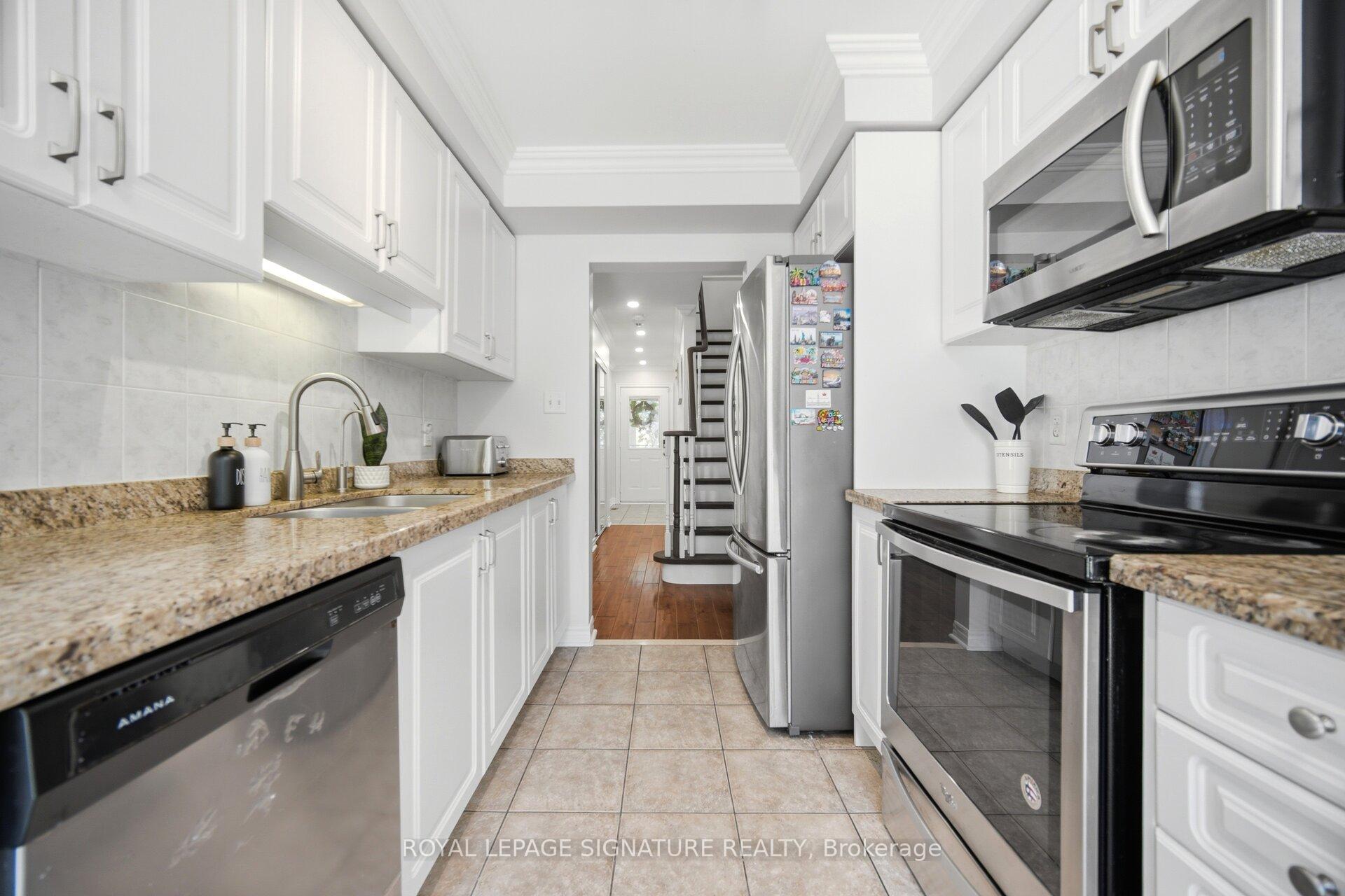 Photo 15 of Unit 9, 2511 Boros Road, Burlington, Rose — HOMEH