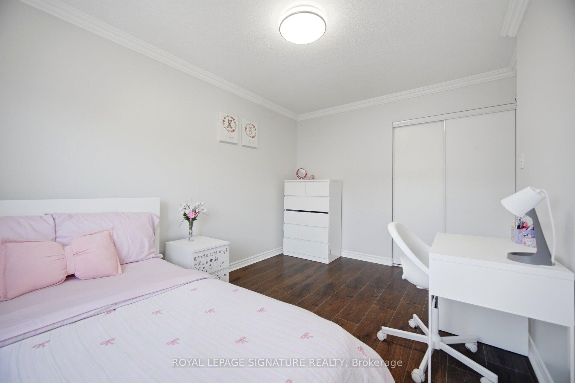 Photo 26 of Unit 9, 2511 Boros Road, Burlington, Rose — HOMEH