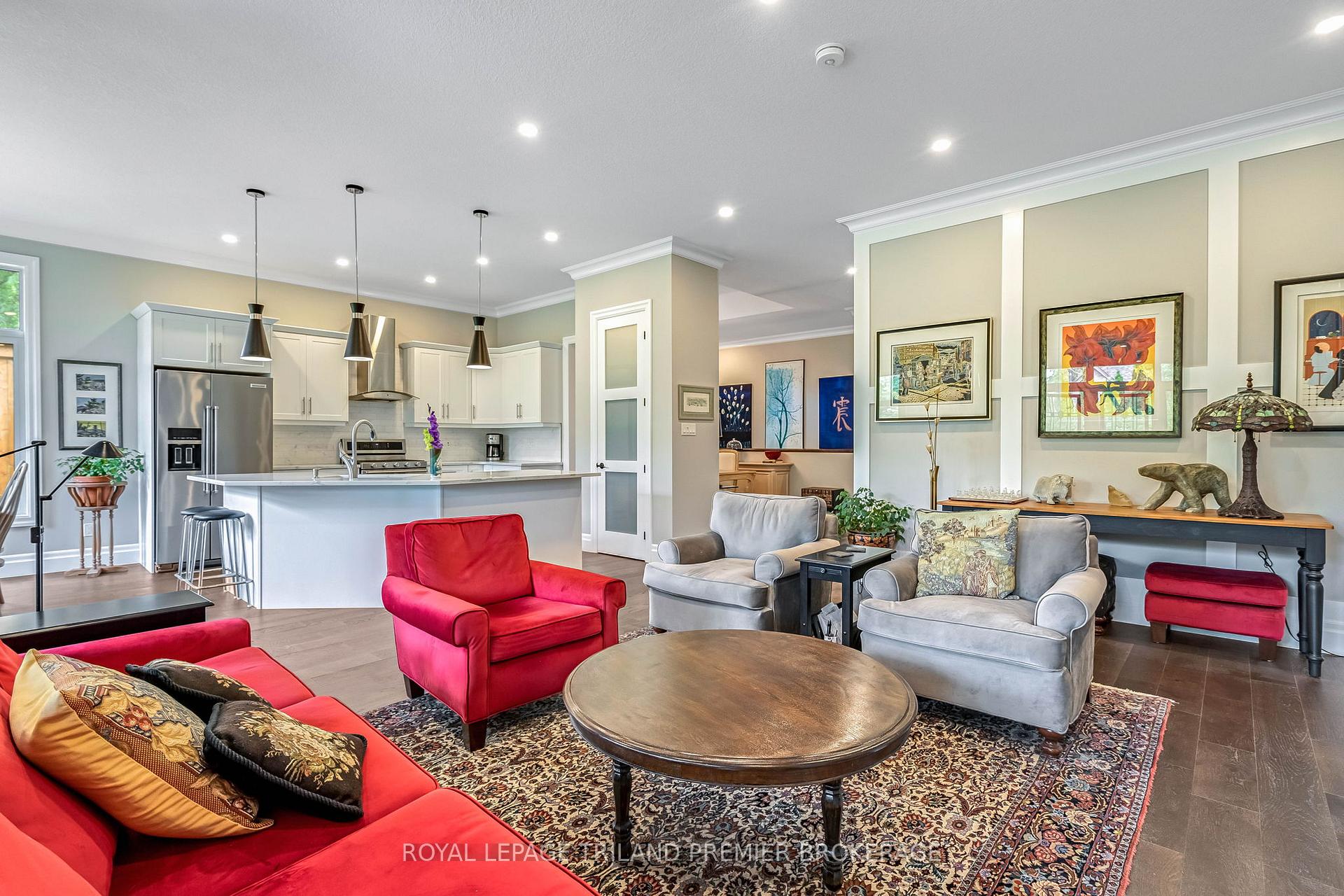Photo 10 of Unit 28, 249 Delacourt Road, London, North F — HOMEH