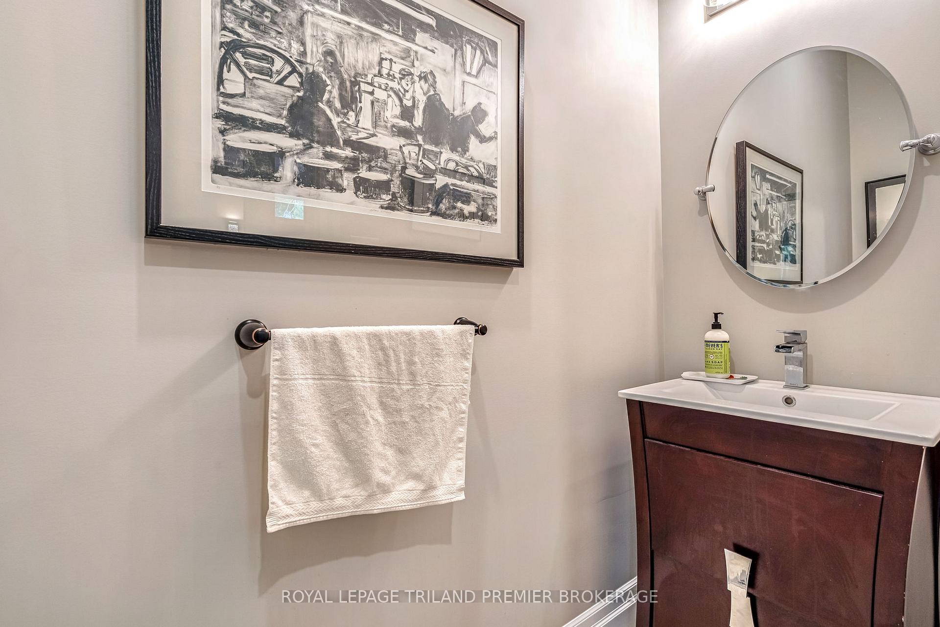 Photo 29 of Unit 28, 249 Delacourt Road, London, North F — HOMEH