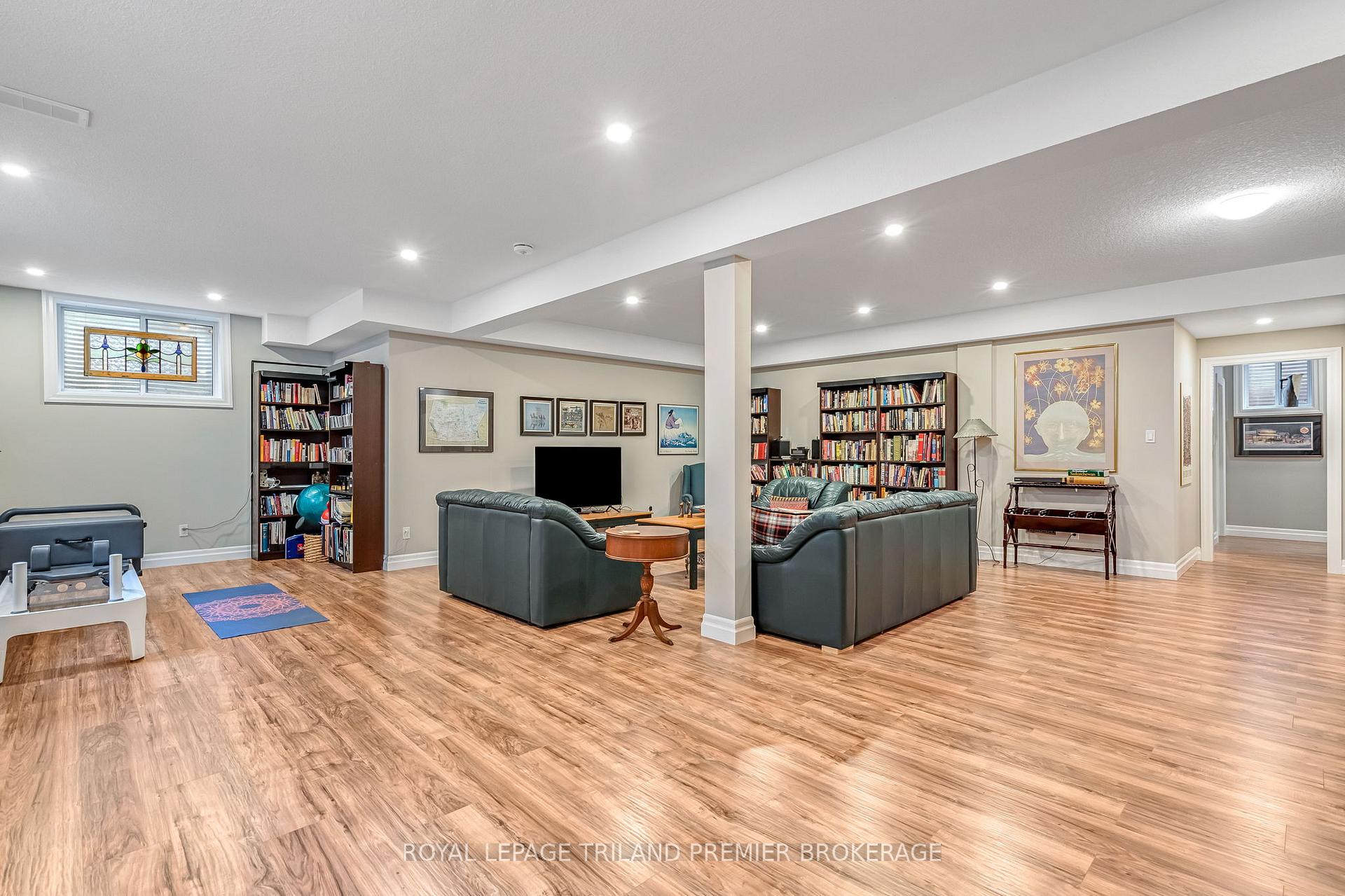 Photo 30 of Unit 28, 249 Delacourt Road, London, North F — HOMEH