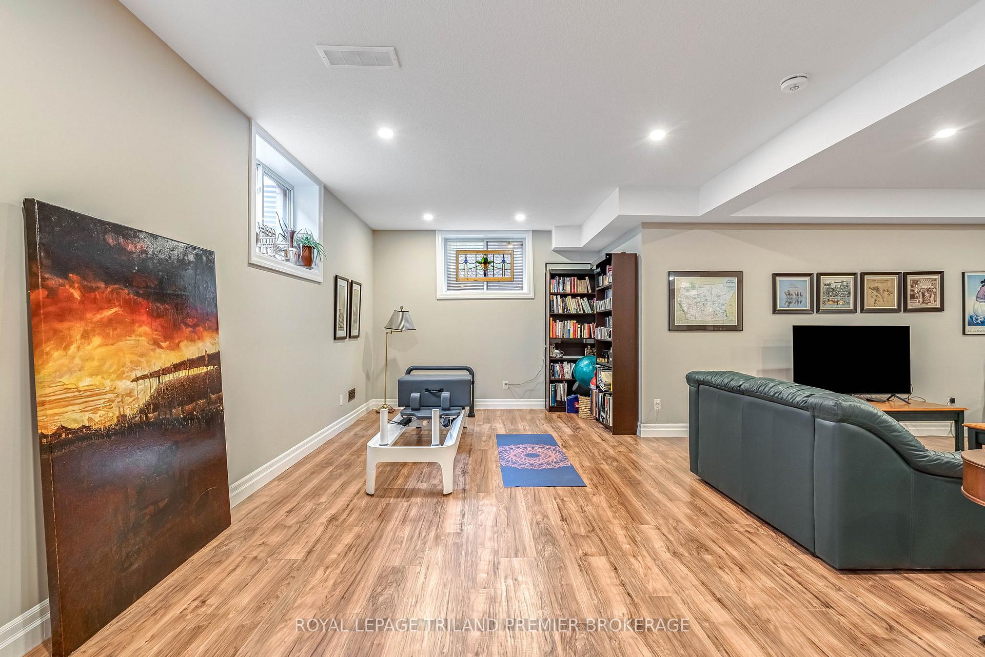 Photo 32 of Unit 28, 249 Delacourt Road, London, North F — HOMEH