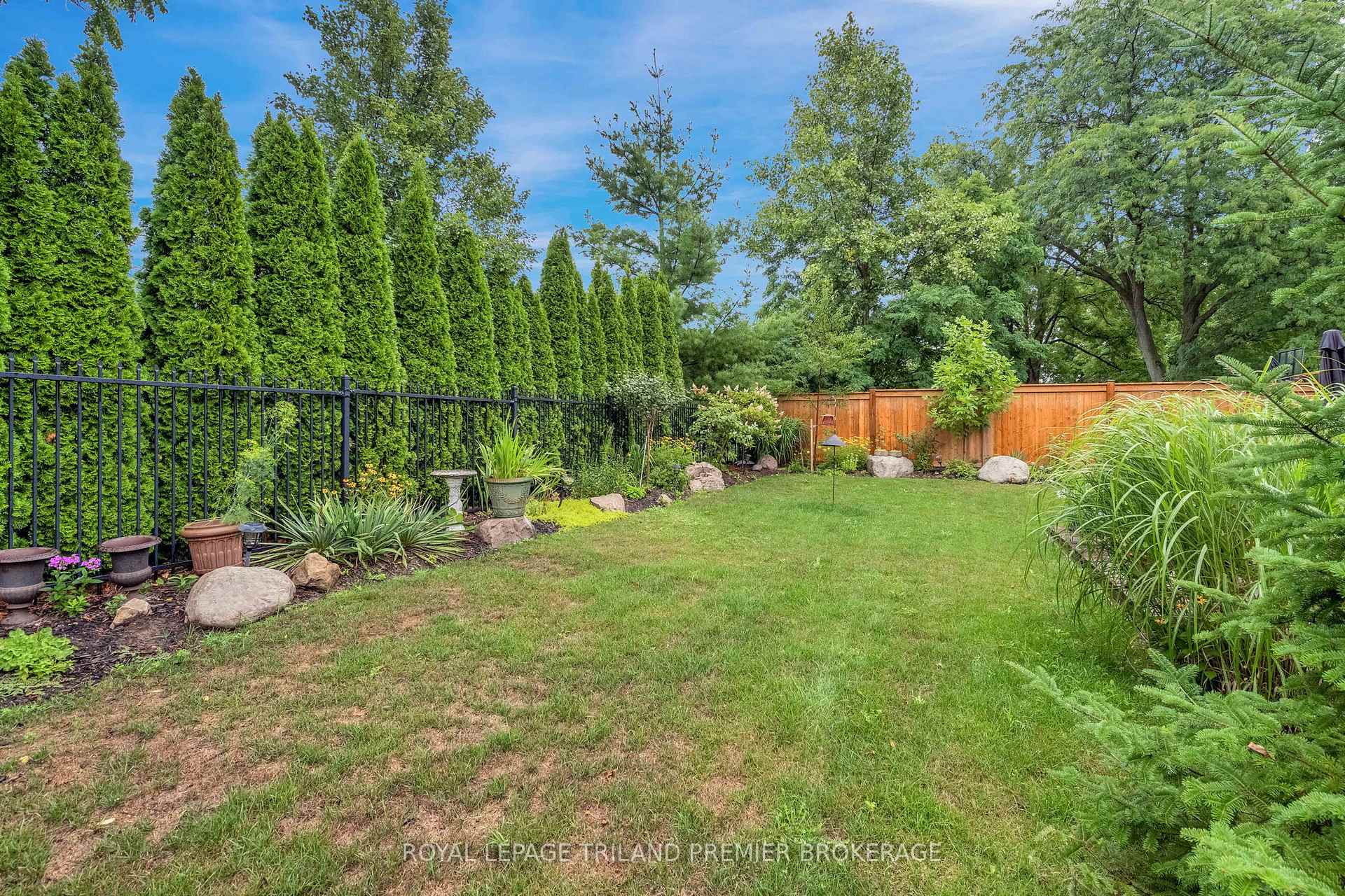 Photo 40 of Unit 28, 249 Delacourt Road, London, North F — HOMEH