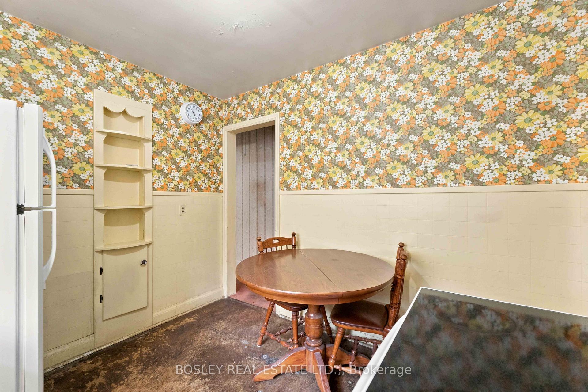 Photo 14 of 38 Spruce Street, St. Catharines, Downtown — HOMEH