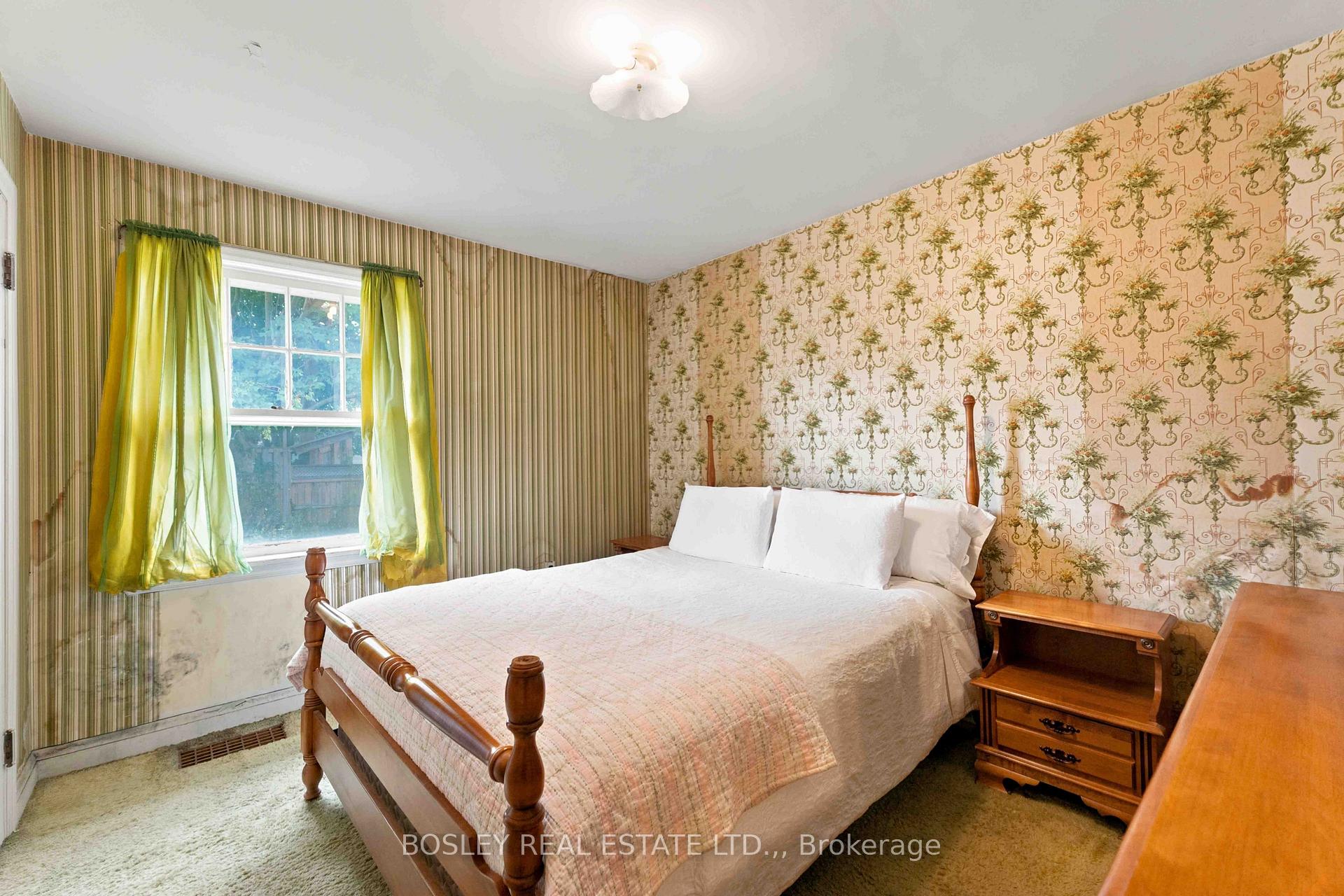 Photo 18 of 38 Spruce Street, St. Catharines, Downtown — HOMEH