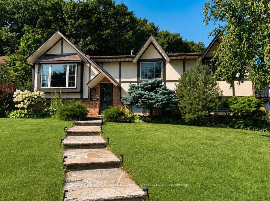 Photo 1 of 4 Sunhaven Court, Hamilton, Stoney Creek — HOMEH